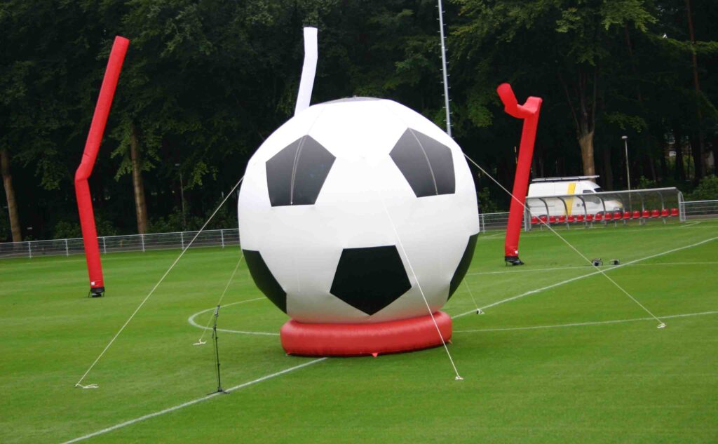 Reuze opblaas voetbal